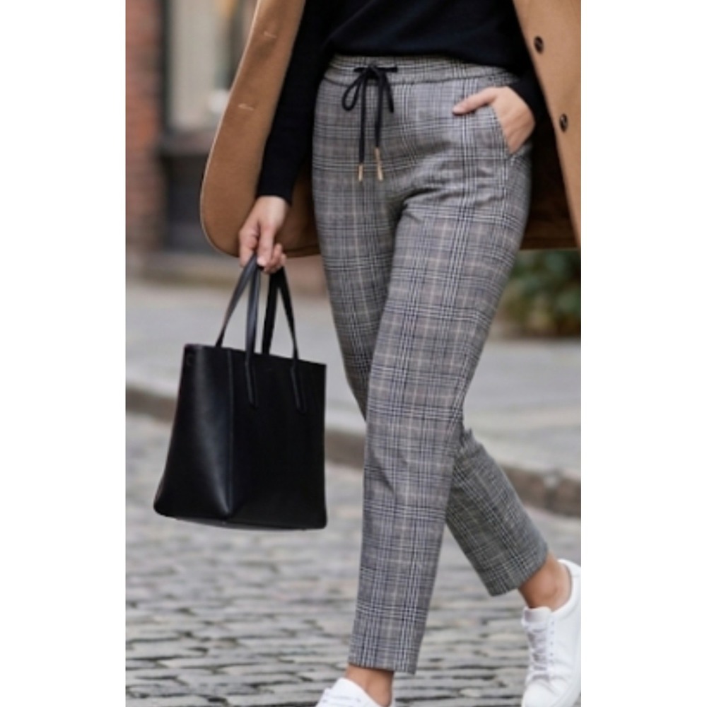 Time And True Women's Sz L 12/14 Casual Cozy Pants Front Pocket.brack And White
